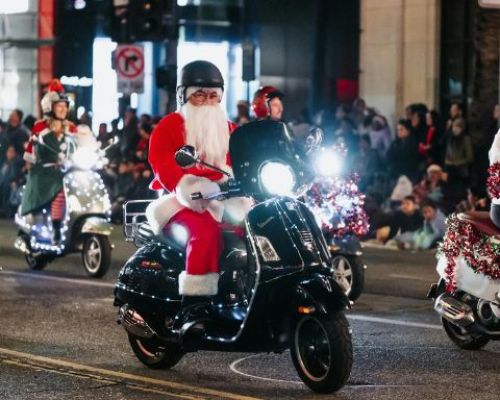 PAPANOELADAS: BIKER TRADITION AND CHRISTMAS SOLIDARITY