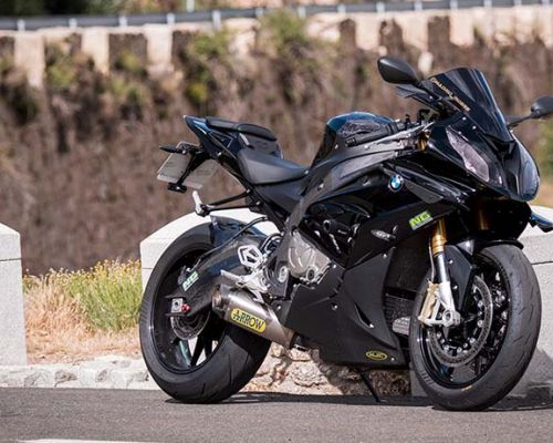 ¿Cómo preparar la moto para una ruta de verano?