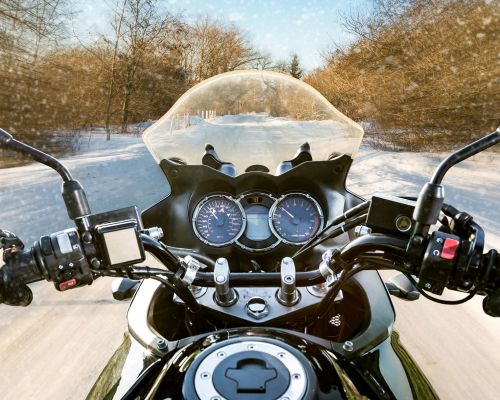 Recomendaciones para conducir tu moto en invierno